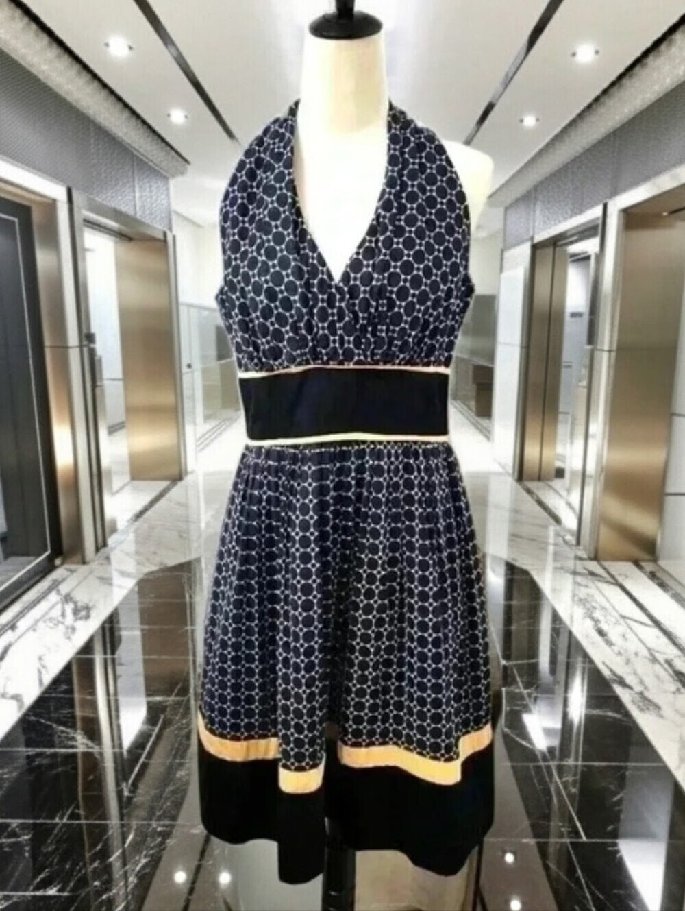 810. Evan-Picone Geometric Circle Dot Halter Dress  Black Yellow Trim (G1)